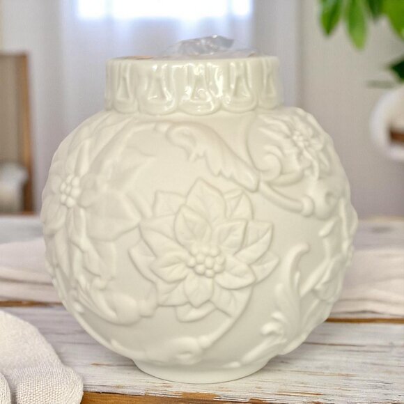 NEW Lenox Ornamental Glow Poinsettia Votive Candle Holder Christmas Gift 4” - Picture 5 of 10